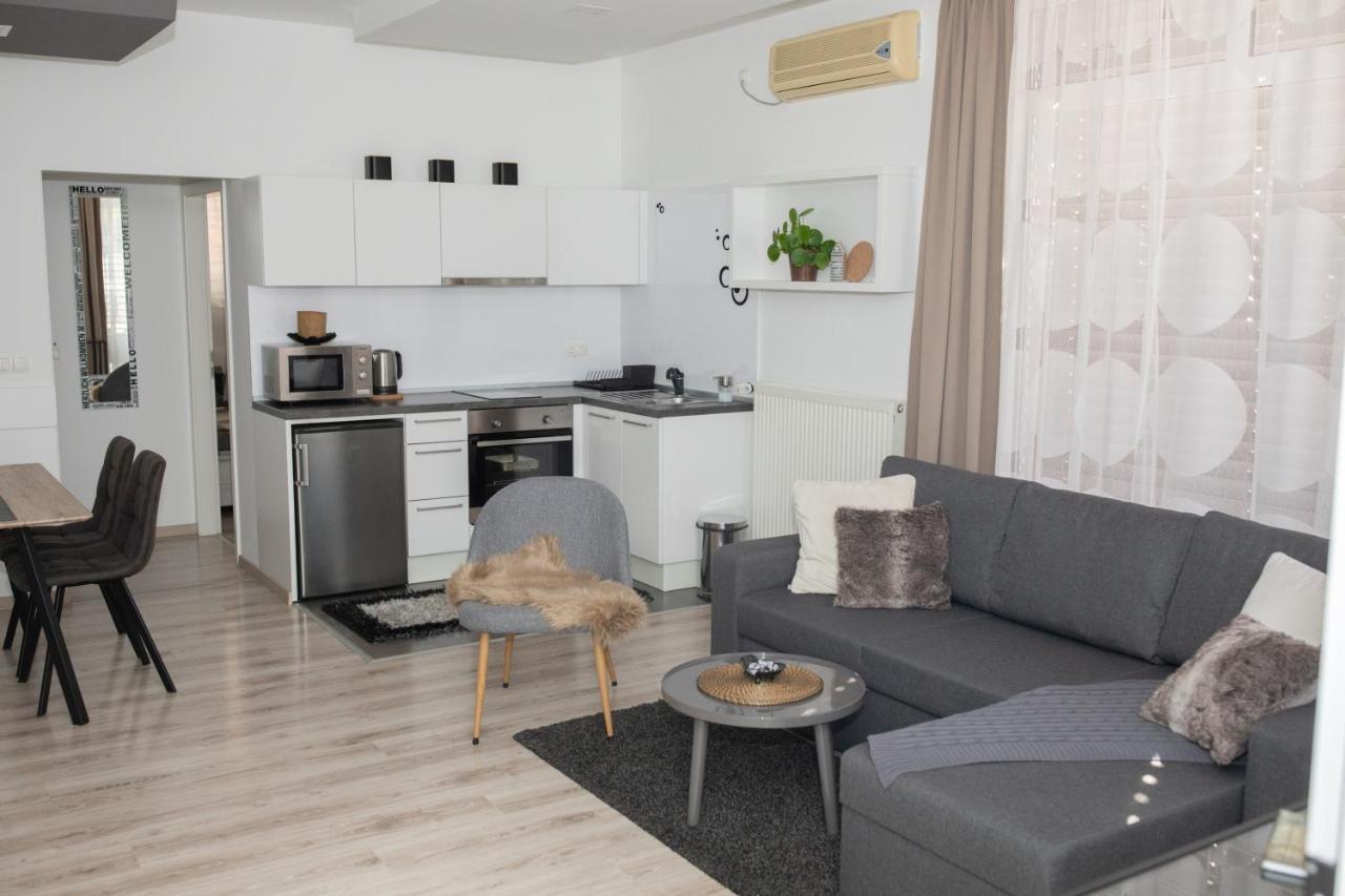 Apartments Bogdan スヴェティ・マルティン・ナ・ムリ エクステリア 写真